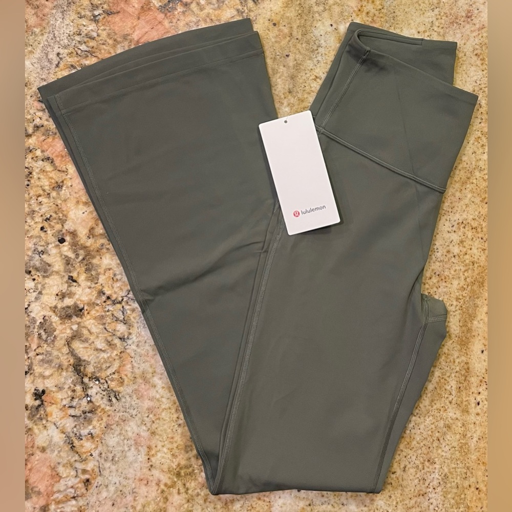 NWT Lululemon Groove SHR Nulu Flared Pants Regular 6 - Picture 4 of 6